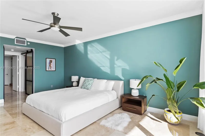 1331 Brickell Bay Dr, Miami, Florida, United States. - Photo 20