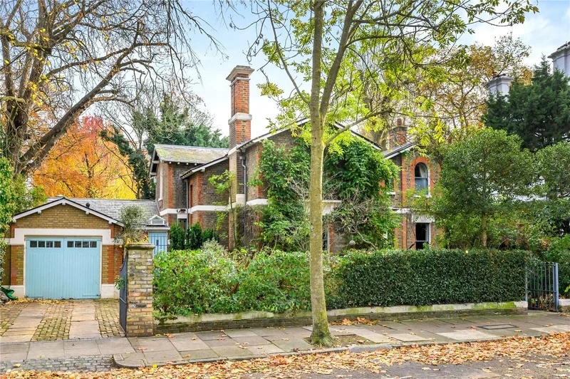 Canonbury Park South, Islington, London, London, England, United Kingdom. - Photo 7