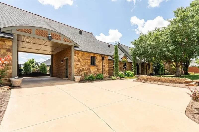 1324 NW 157th Street, Edmond, OK 73013, Edmond, Oklahoma, United States. - Photo 5