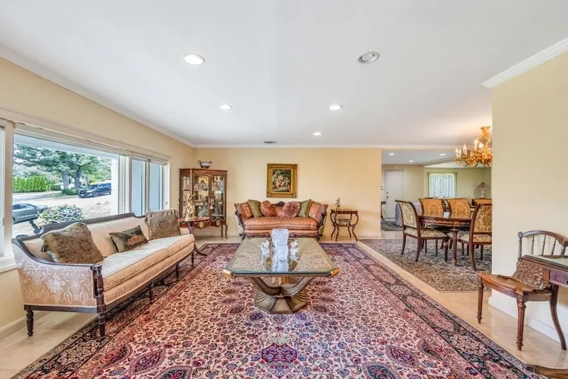 75 Greenleaf Hill, Great Neck, NY, 11023, USA, Great Neck, New York, United States. - Photo 23