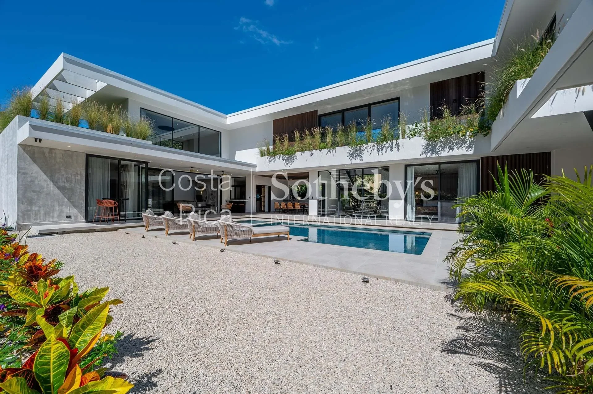 Gallery photo 2
