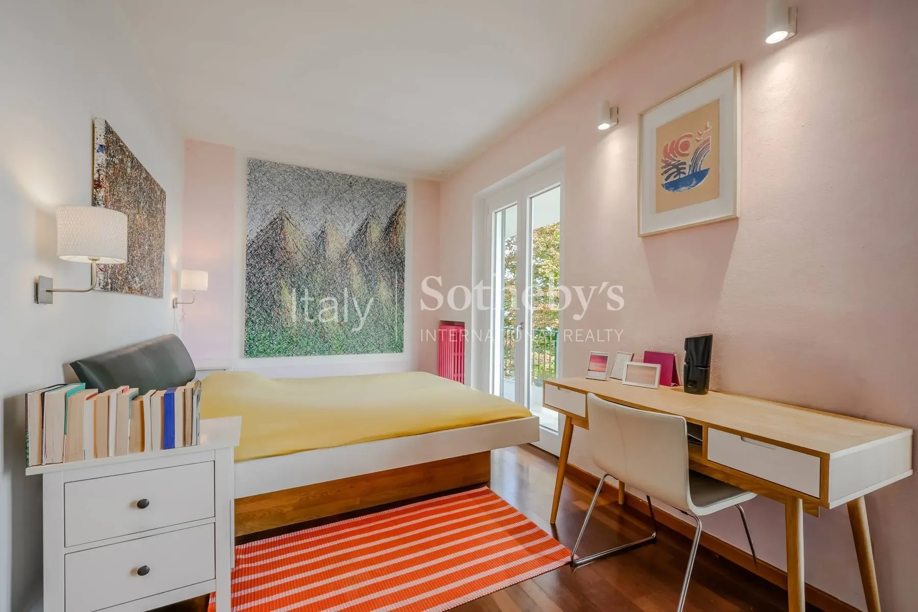 Gallery photo 9
