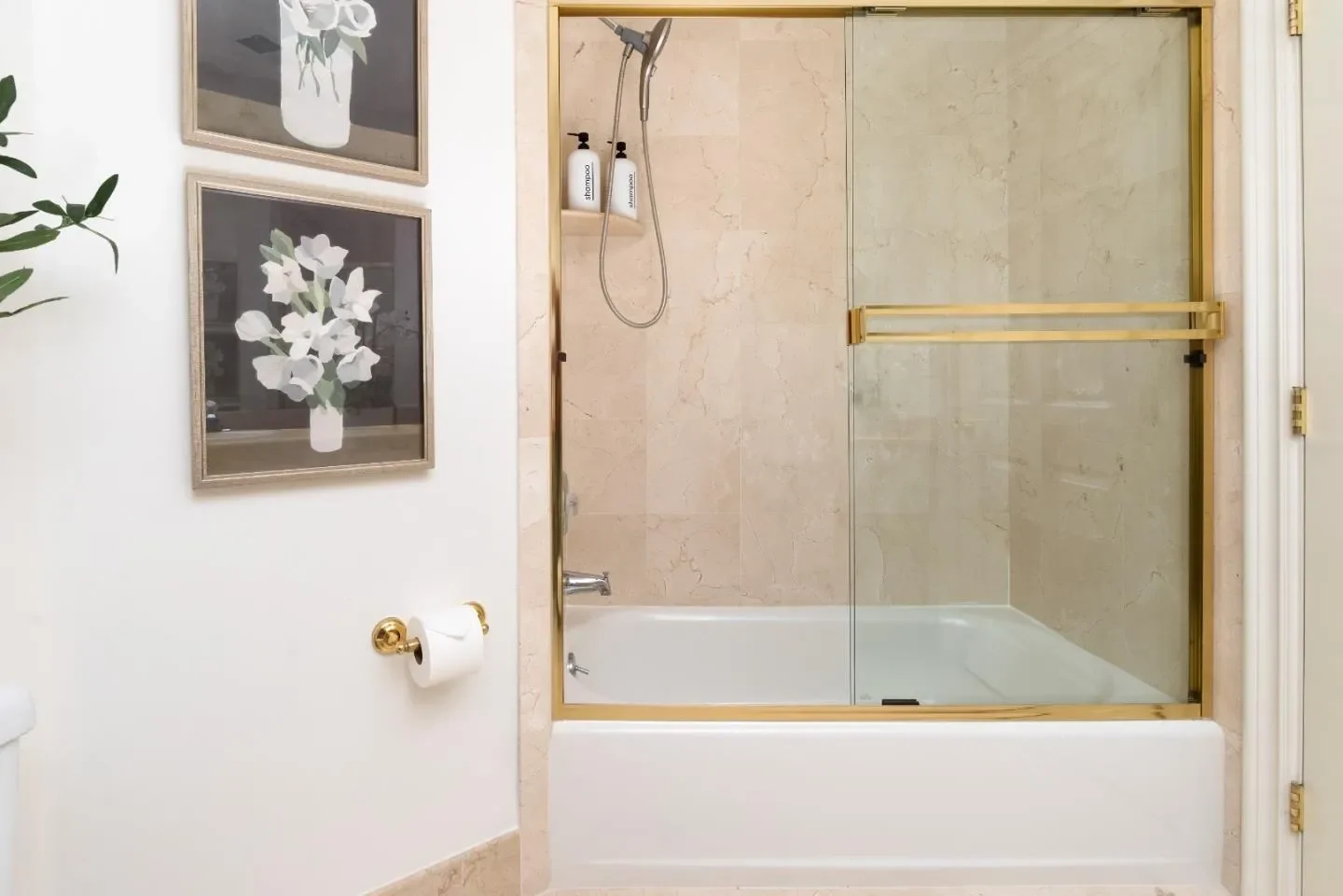 1237 Capuchino Avenue, Burlingame, California, United States. - Photo 22