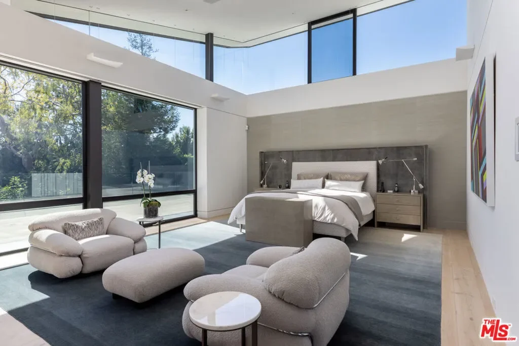 814 Toulon Drive, Los Angeles, California, United States. - Photo 35