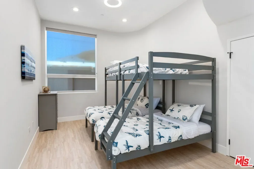 43250 Pacific Coast Highway, Malibu, California, United States. - Photo 13