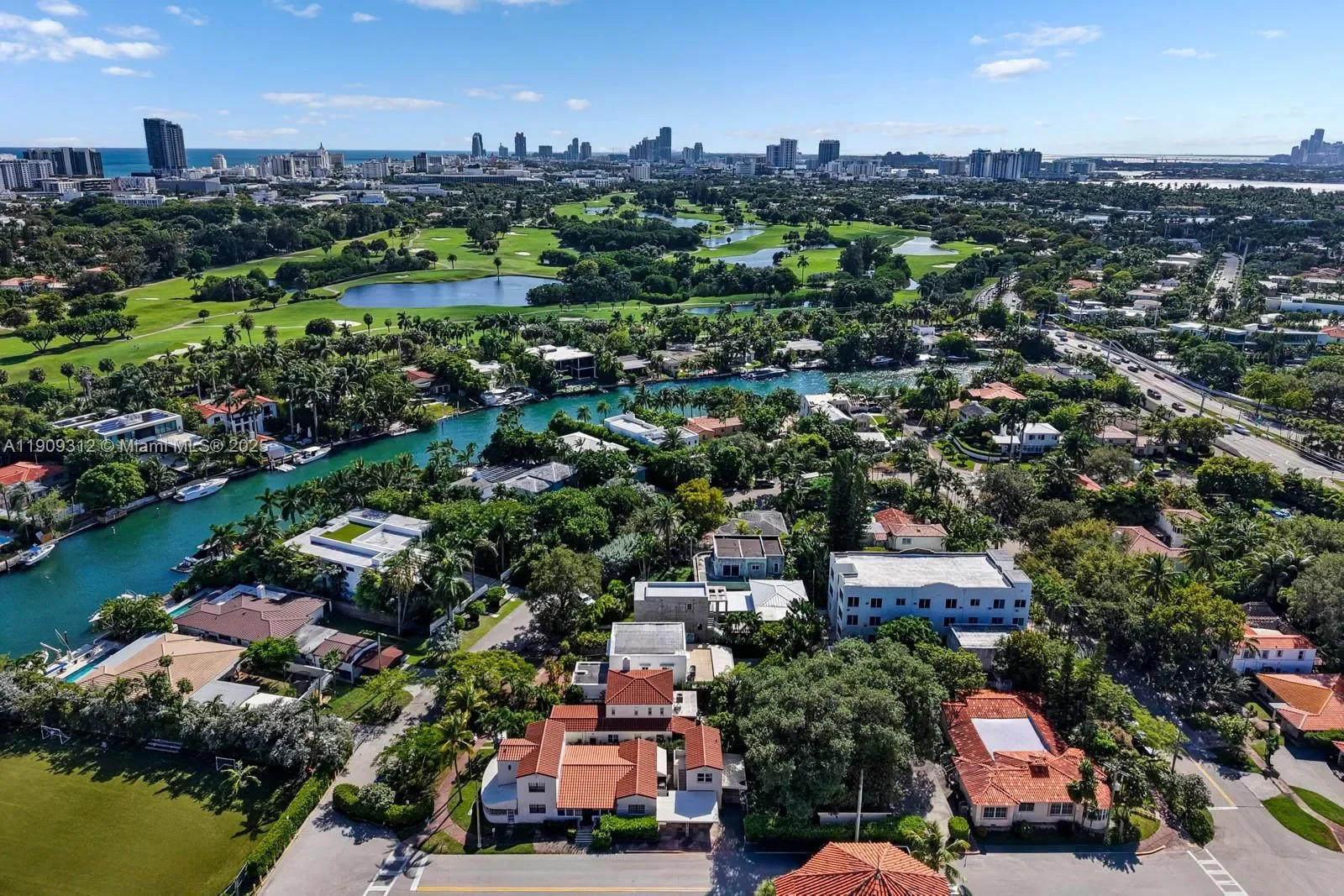 3470 N Meridian Ave, Miami Beach, Florida, United States. - Photo 36