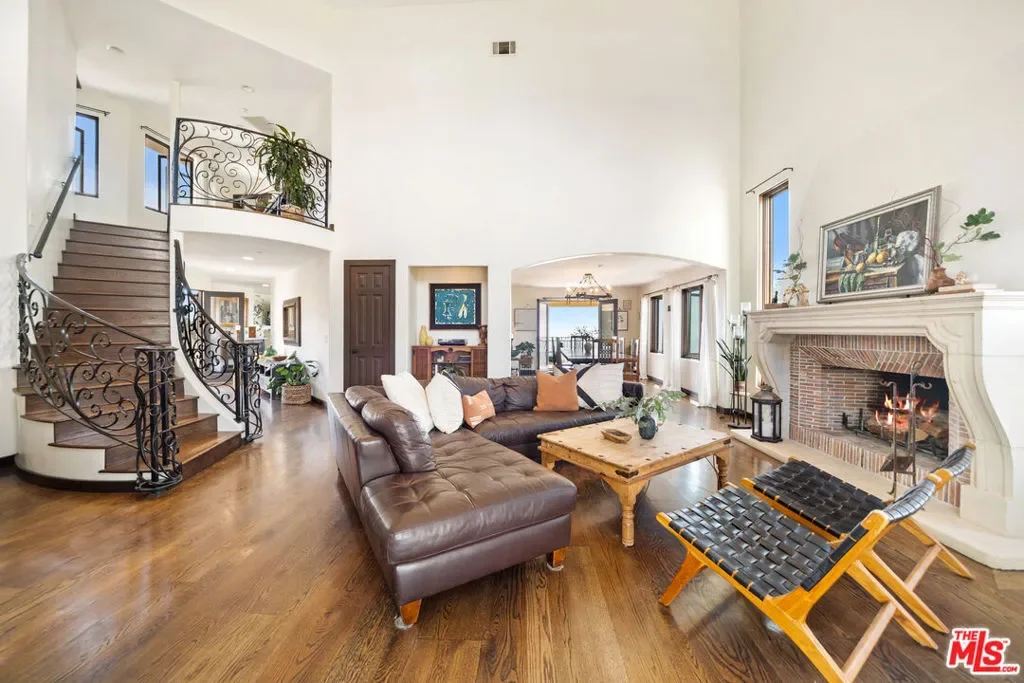 24798 Brown Latigo, Malibu, California, United States. - Photo 3