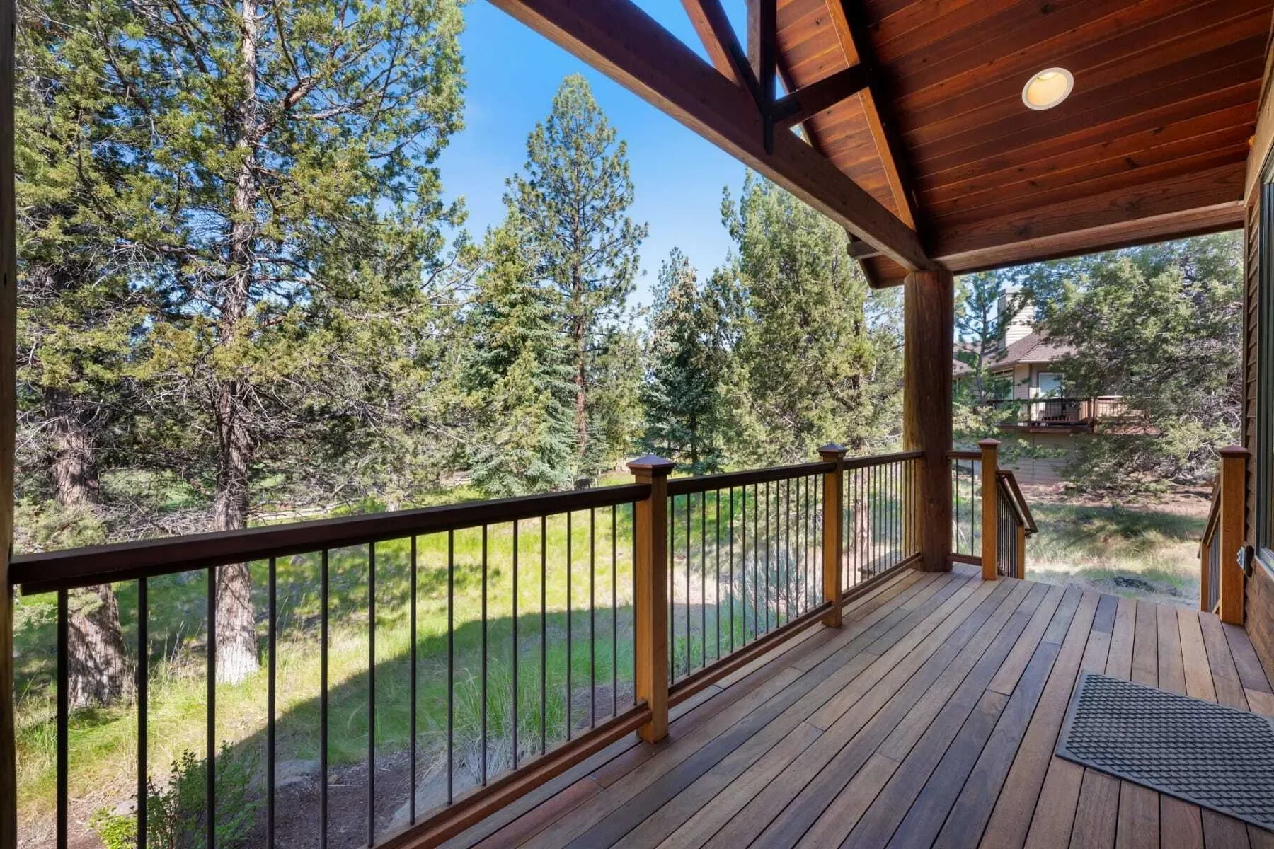 16921 Lady Caroline Drive , Sisters, OR 97759, Sisters, Oregon, United States. - Photo 24