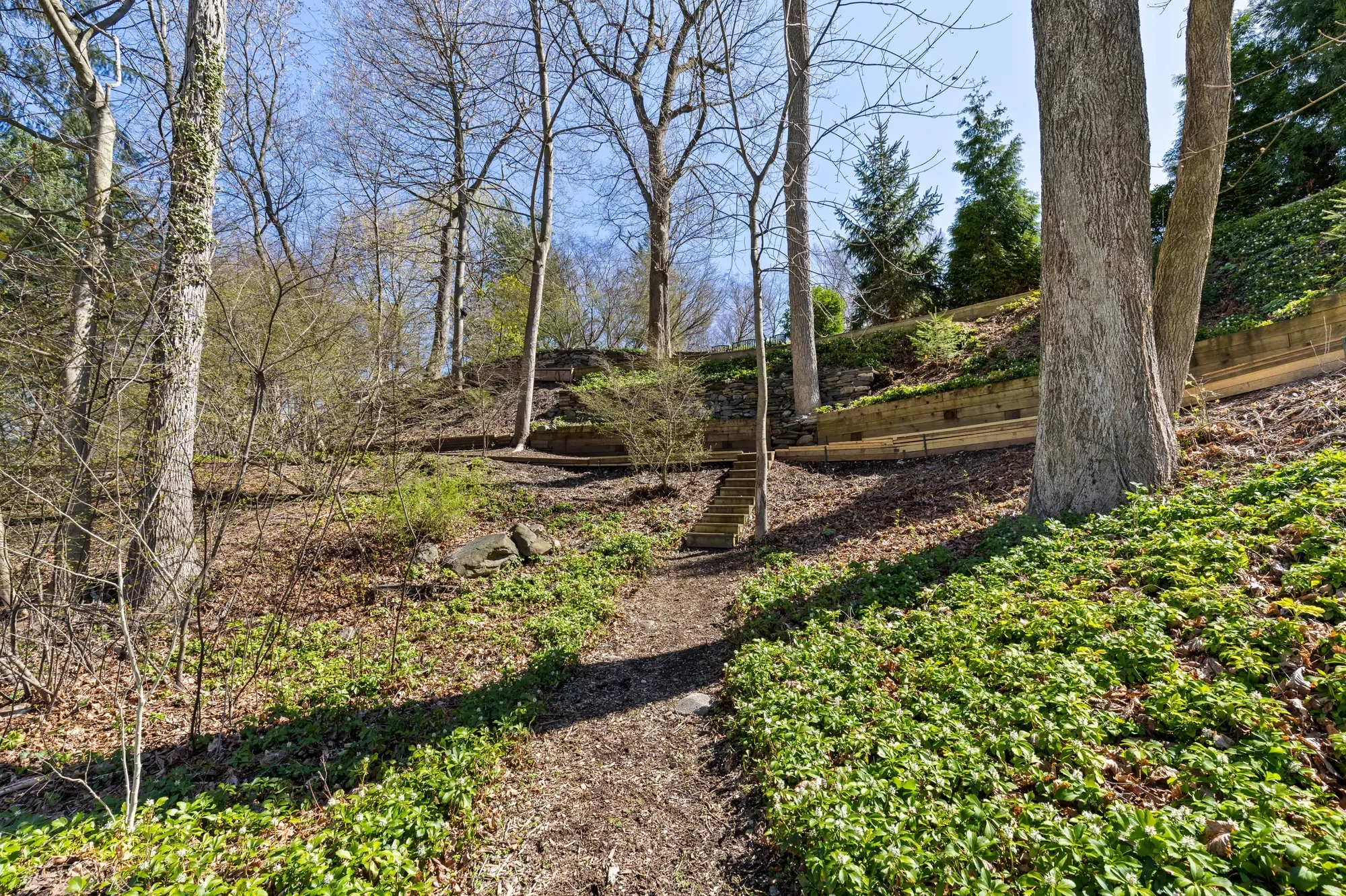 31 Colonial Road, White Plains, NY 10605, White Plains, New York, United States. - Photo 16