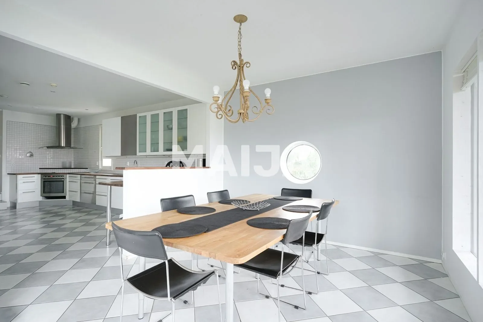 Gallery photo 10