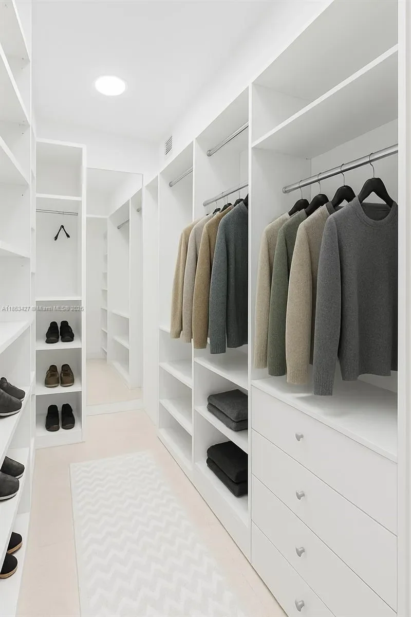 5757 Collins Ave 1605, Miami Beach, Florida, United States. - Photo 9