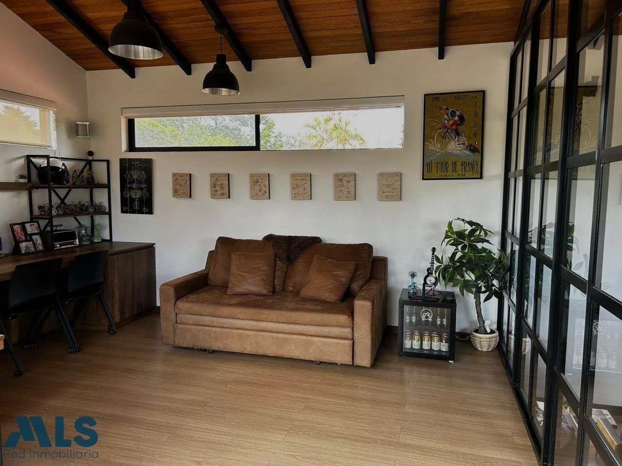 Gallery photo 5