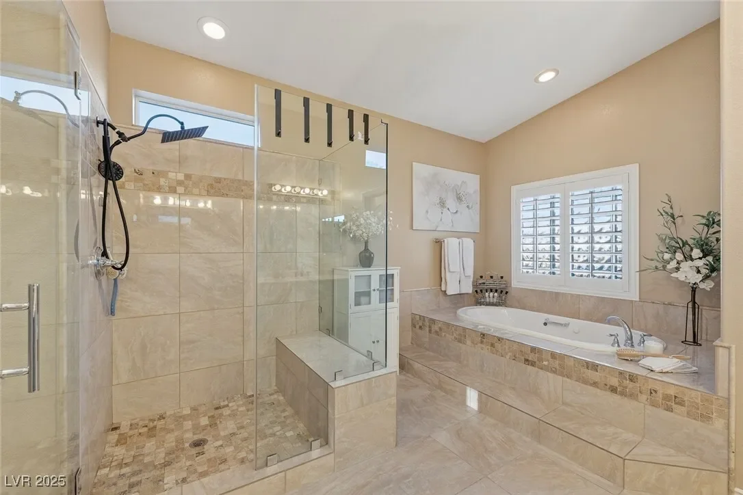 7631 Man O War Street, Las Vegas, Nevada, United States. - Photo 29