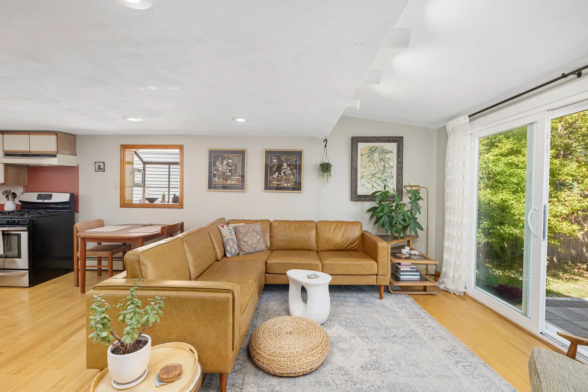 13 Oak Street, Portsmouth, RI 02871, Portsmouth, Rhode Island, United States. - Photo 2