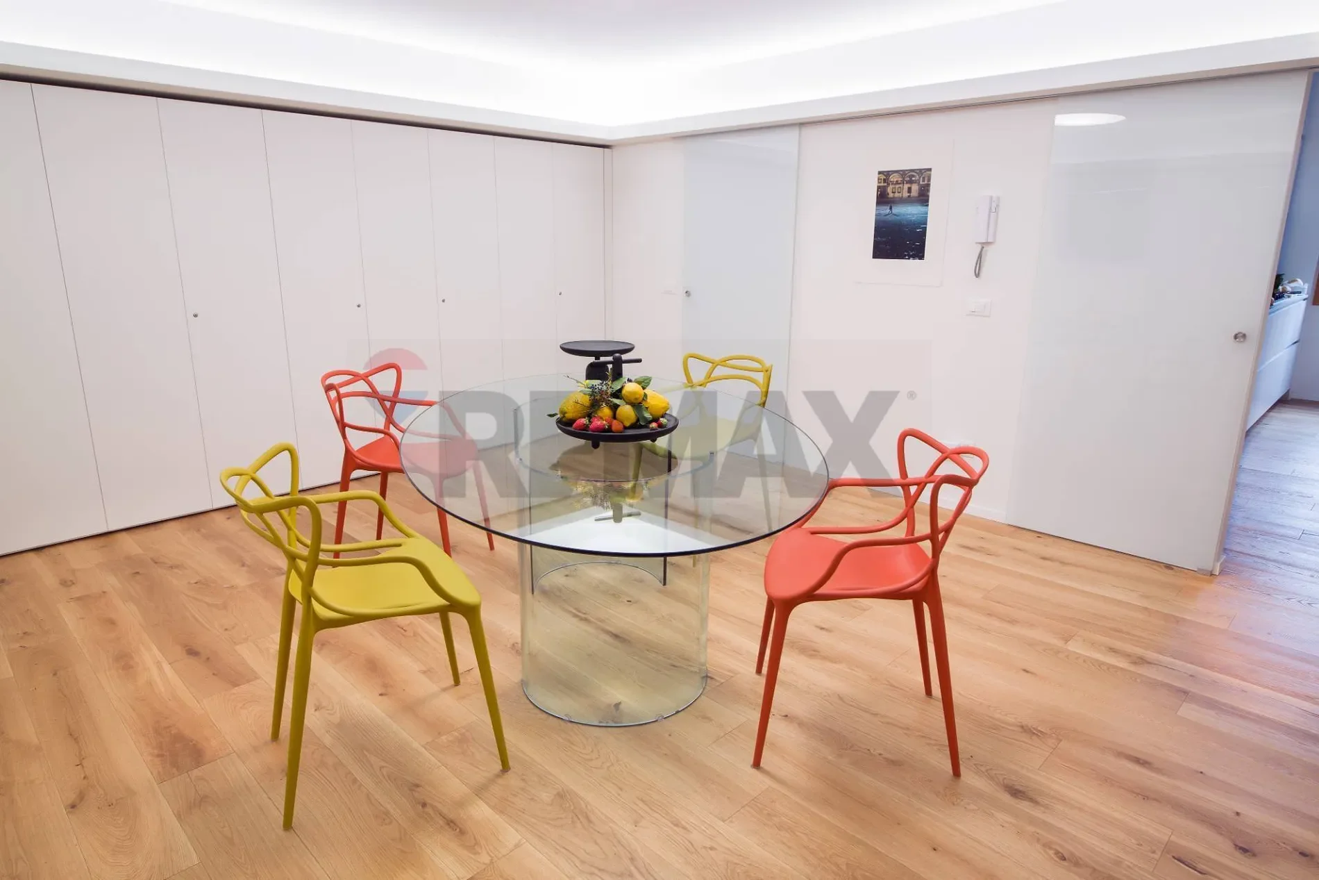 Gallery photo 12