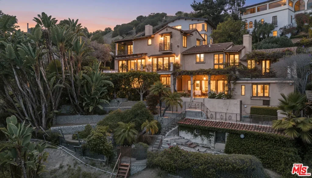 6930 Oporto Drive, Los Angeles, California, United States. - Photo 13