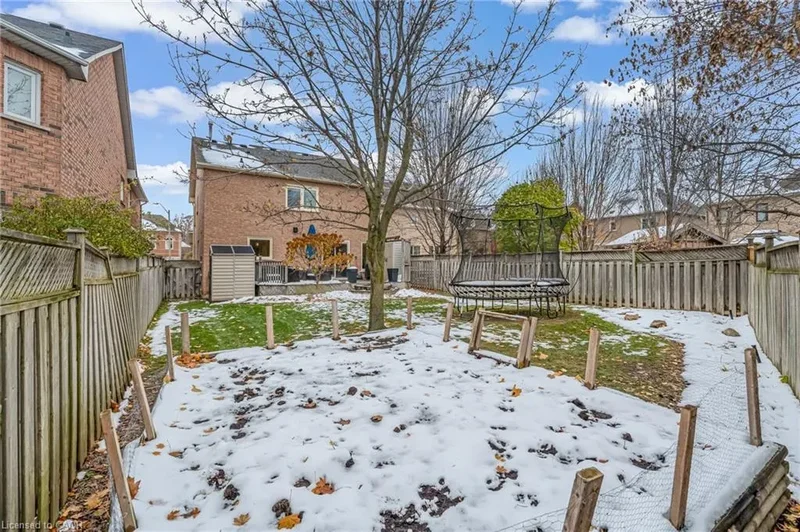 8 Keewaydin Street, Waterdown, ON L8B 0K1, Hamilton, Ontario, Canada. - Photo 12