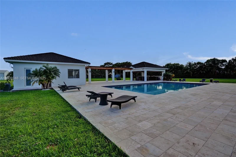 18300 SW 158th St, Miami, Florida, United States. - Photo 17