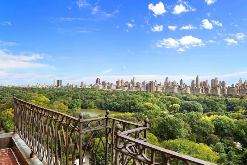 CENTRAL PARK WEST, New York, New York, United States. - Photo 13