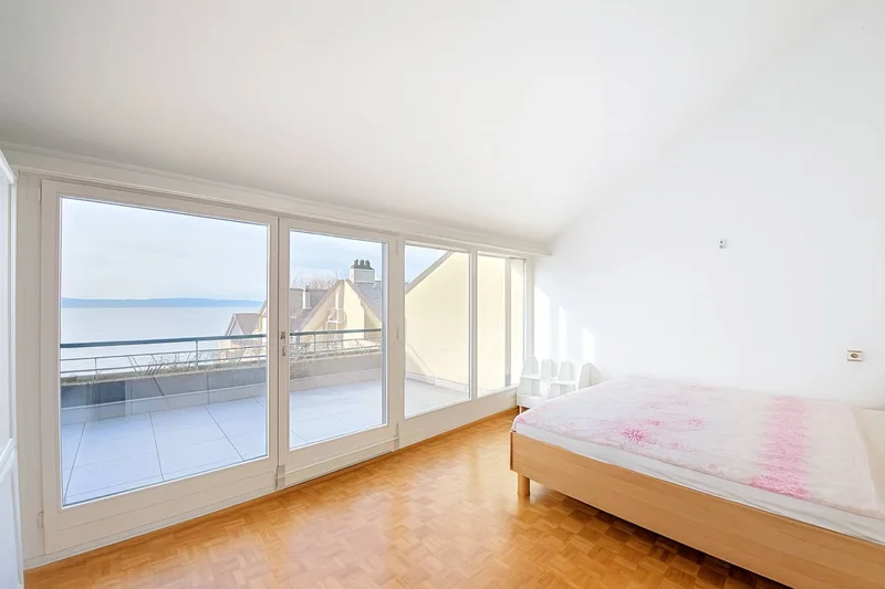 A Villeneuve, Villeneuve, Vaud, Switzerland. - Photo 11