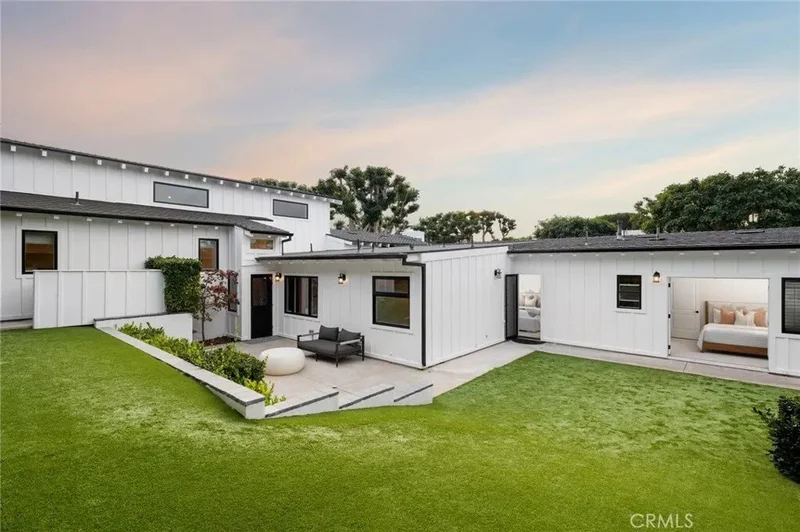 301 Evening Canyon, Newport Beach, California, United States. - Photo 24