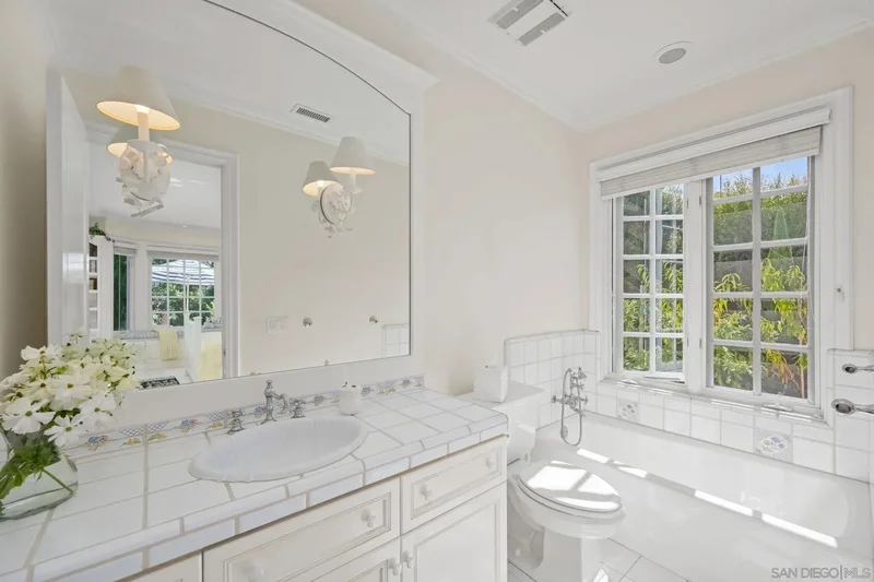 5618 Loma Verde Dr, Rancho Santa Fe, California, United States. - Photo 39