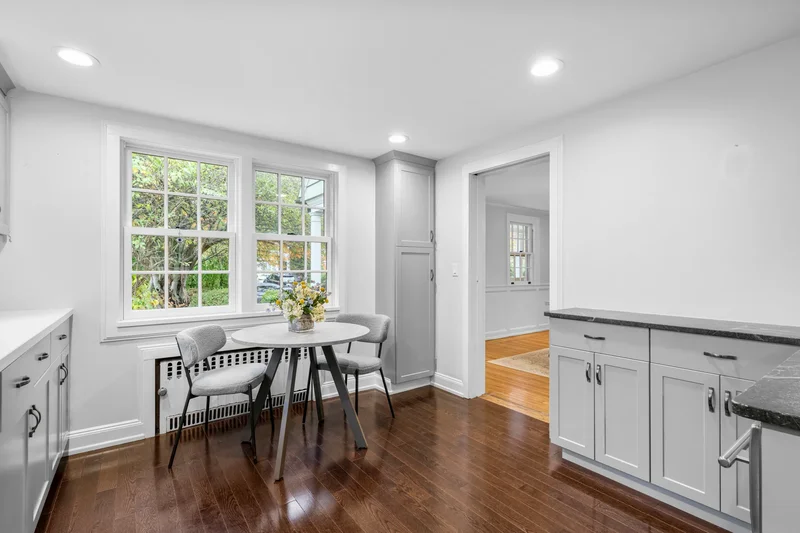 417 Wynnewood Road, Pelham, NY 10803, Village of Pelham, New York, United States. - Photo 12