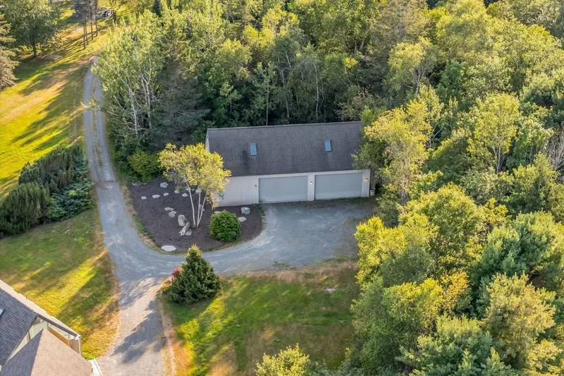 31 Daybreak Lane, Surry, ME 04684, Blue Hill, Maine, United States. - Photo 6