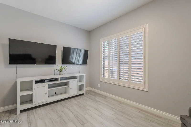 9345 W ROBIN Lane, Peoria, AZ 85383, Peoria, Arizona, United States. - Photo 18