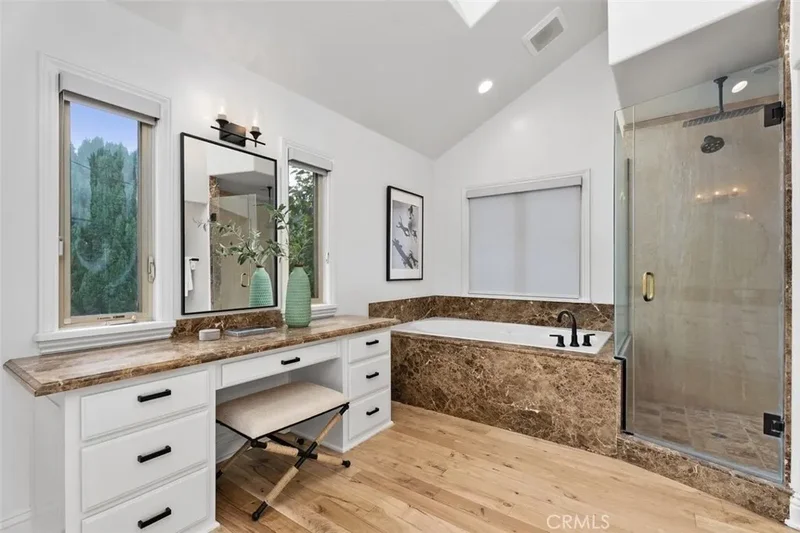 411 Snug Harbor Road, Newport Beach, CA 92663, Newport Beach, California, United States. - Photo 43