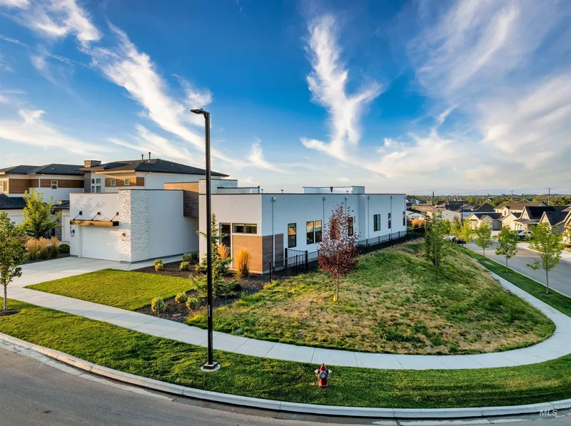 3024 E Parulo Drive, Meridian, ID, 83642, USA, Meridian, Idaho, United States. - Photo 47