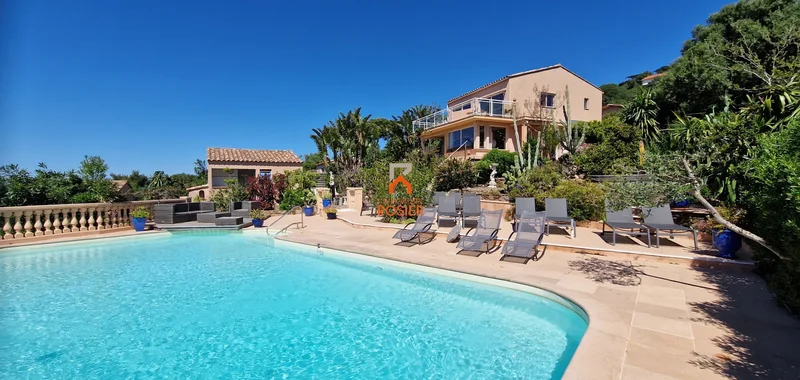 Tourist Residence on the Isle of Levant