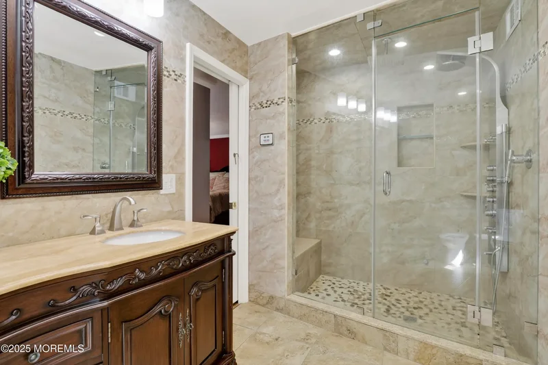 8 Kensington Drive, Manalapan, NJ 07726, Manalapan Township, New Jersey, United States. - Photo 34