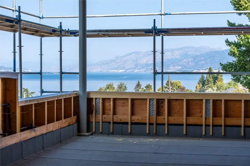 765 Westminster Avenue E, Penticton, British Columbia, Canada. - Photo 23