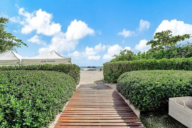 17121 Collins Ave, Golden Beach, Florida, United States. - Photo 74