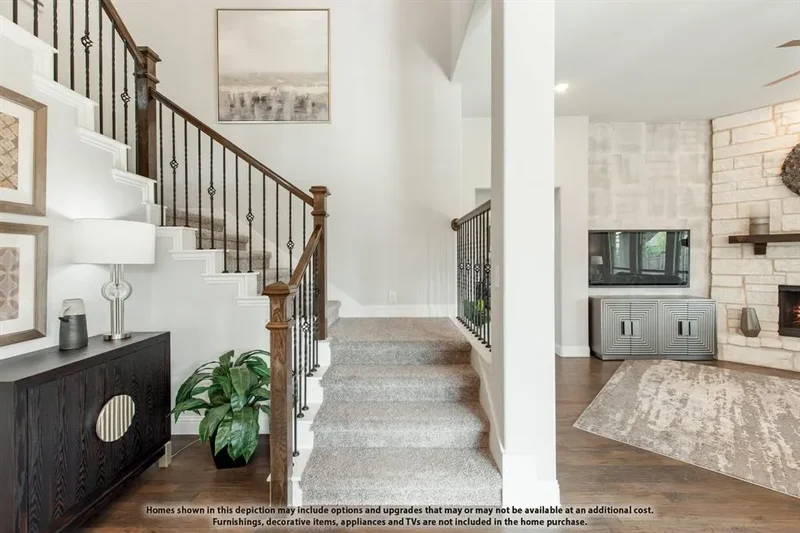Single Family Residence in Mansfield