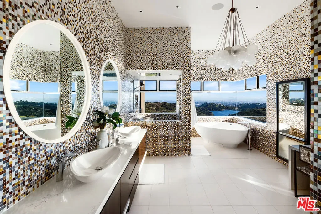 15210 Antelo Place, Los Angeles, California, United States. - Photo 12