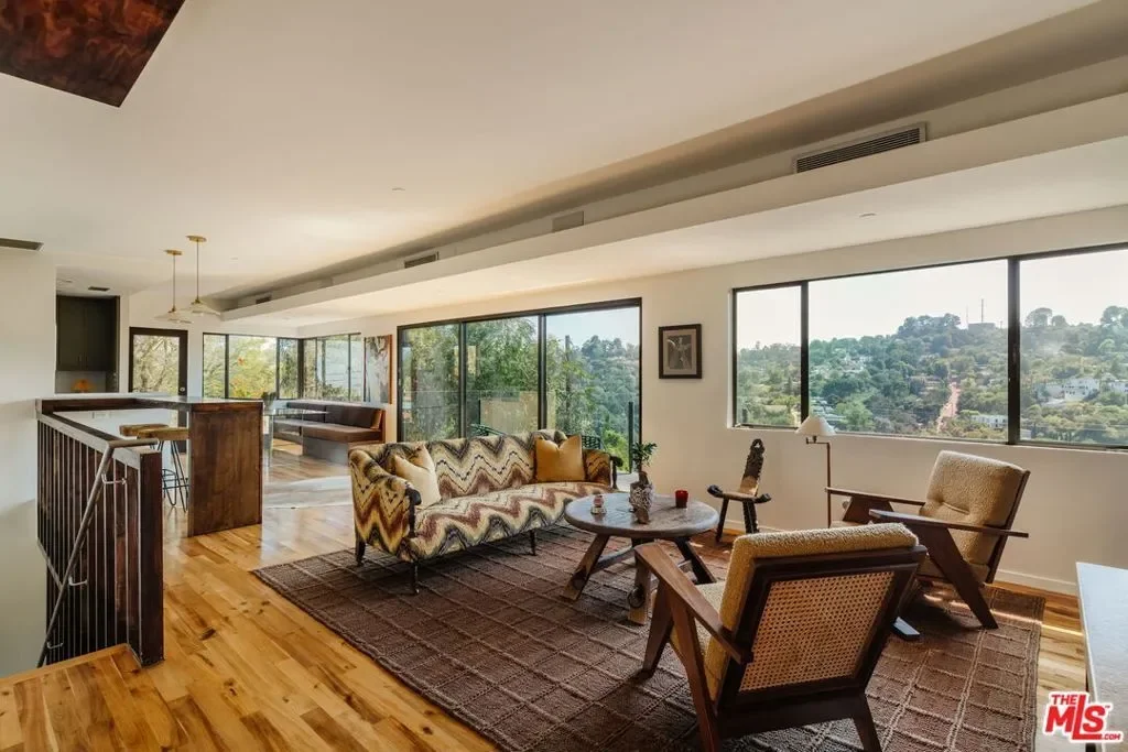 8715 Skyline Drive, Los Angeles, California, United States. - Photo 30