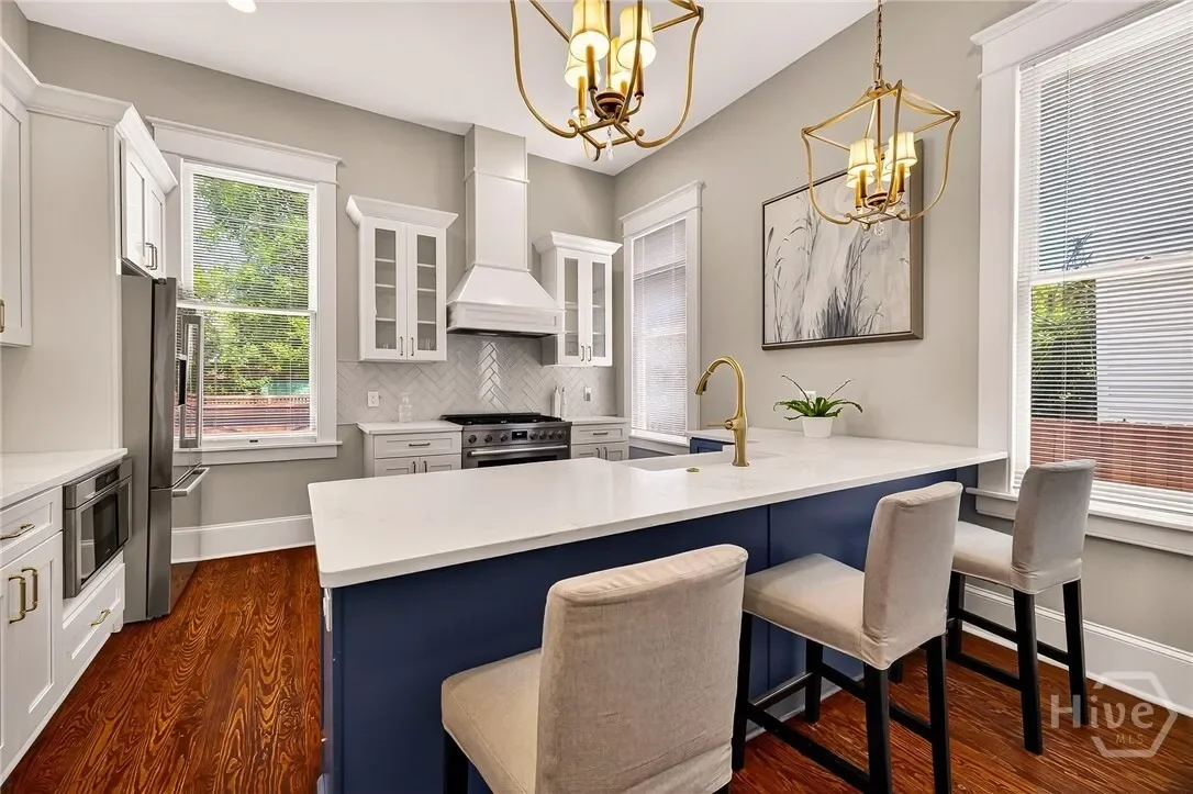 706 E Henry Street, Savannah, Georgia, United States. - Photo 31