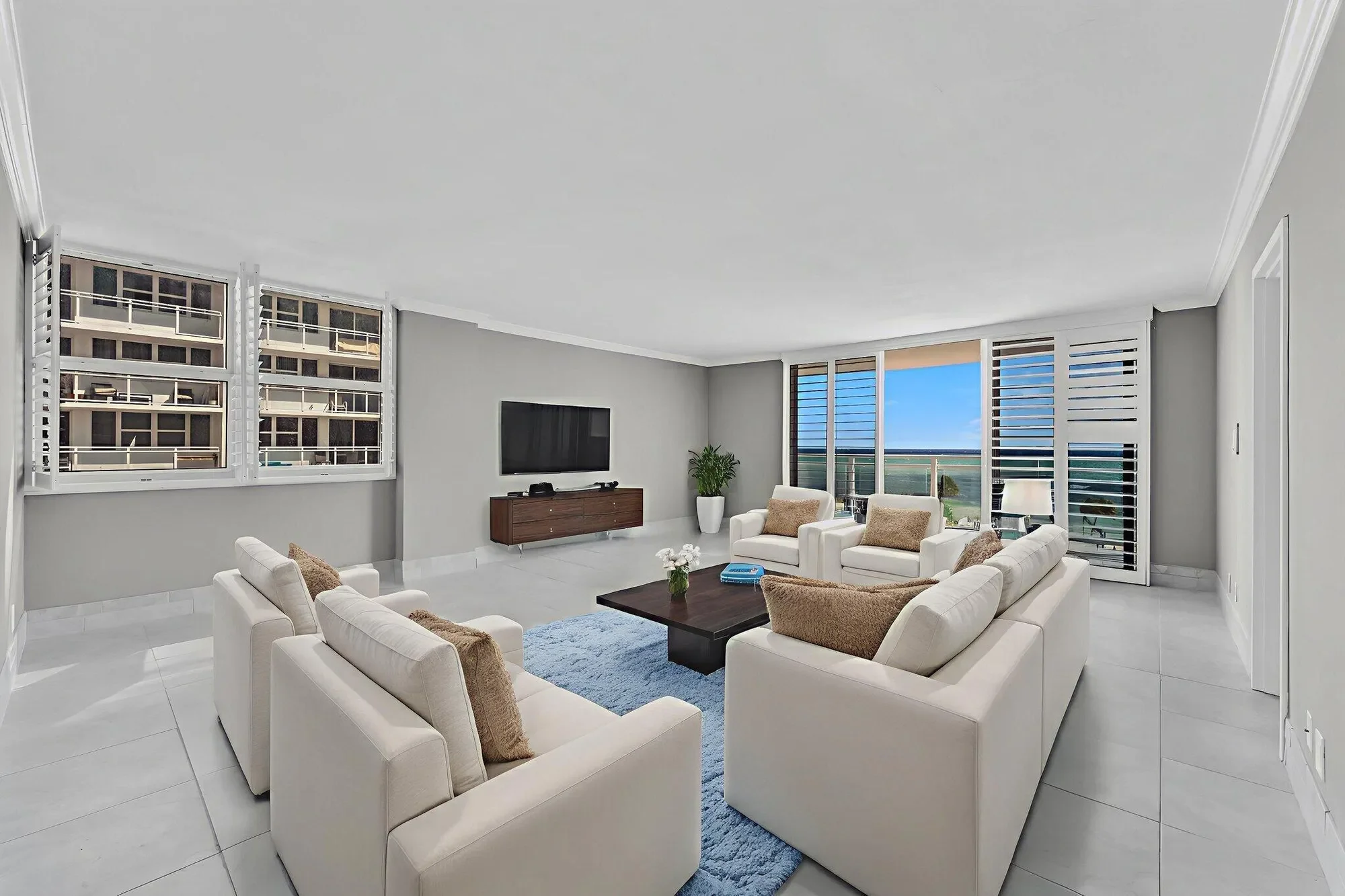 2030 S Ocean Drive, Hallandale Beach, Florida, United States. - Photo 16