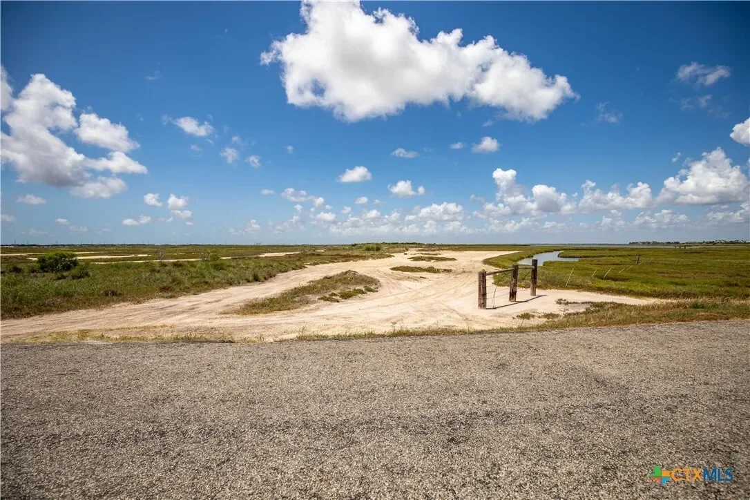 602-698 Cape Velero Drive, Rockport, TX 78382, Rockport, Texas, United States. - Photo 26