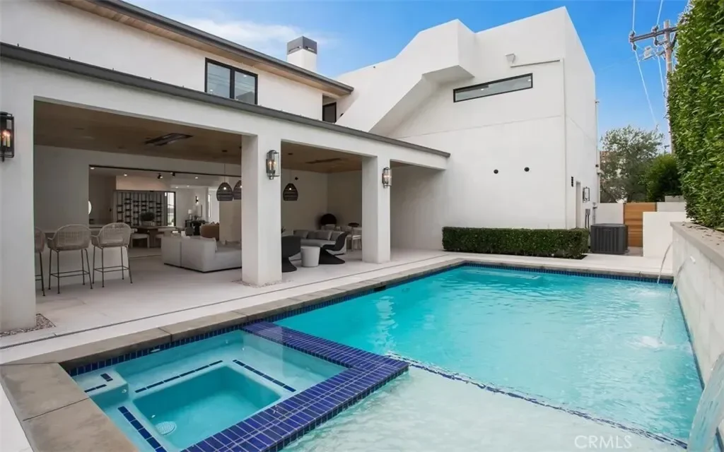 1210 Kings Rd, Newport Beach, California, United States. - Photo 7