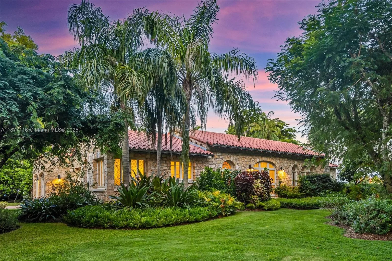 3903 Granada Blvd, Coral Gables, Florida, United States. - Photo 37