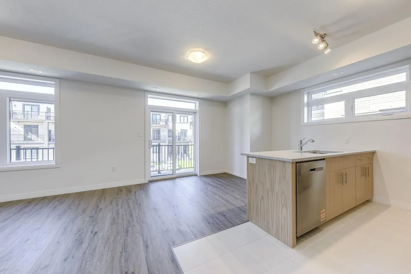 66 Thatcher Drive, Guelph, Ontario, Canada. - Photo 11