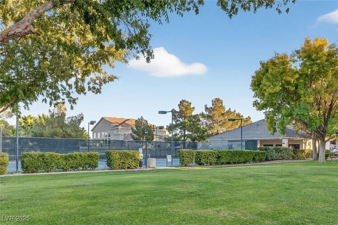 7631 Man O War Street, Las Vegas, Nevada, United States. - Photo 54