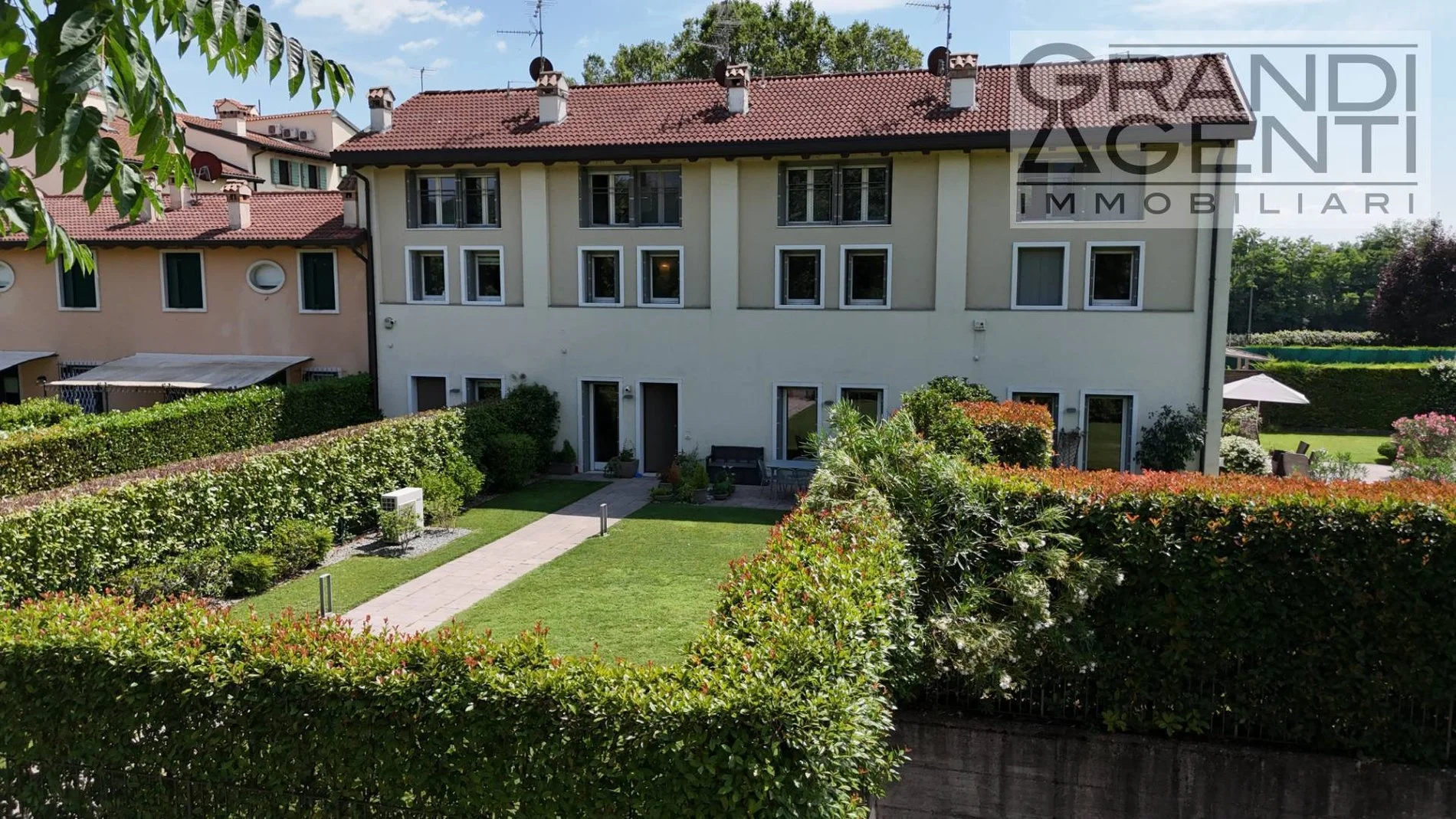 Lungadige Attiraglio 44, Verona, Veneto, Italy. - Photo 5