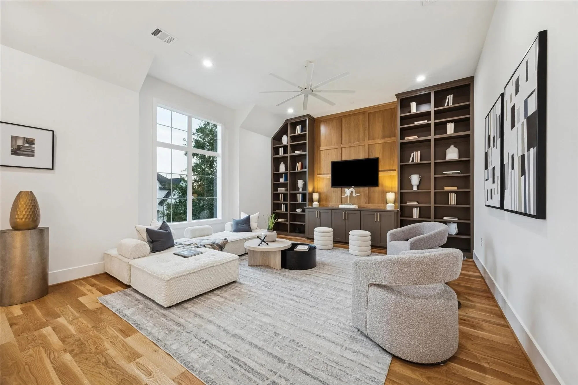 1330 Richelieu Lane, Houston, Texas, United States. - Photo 21