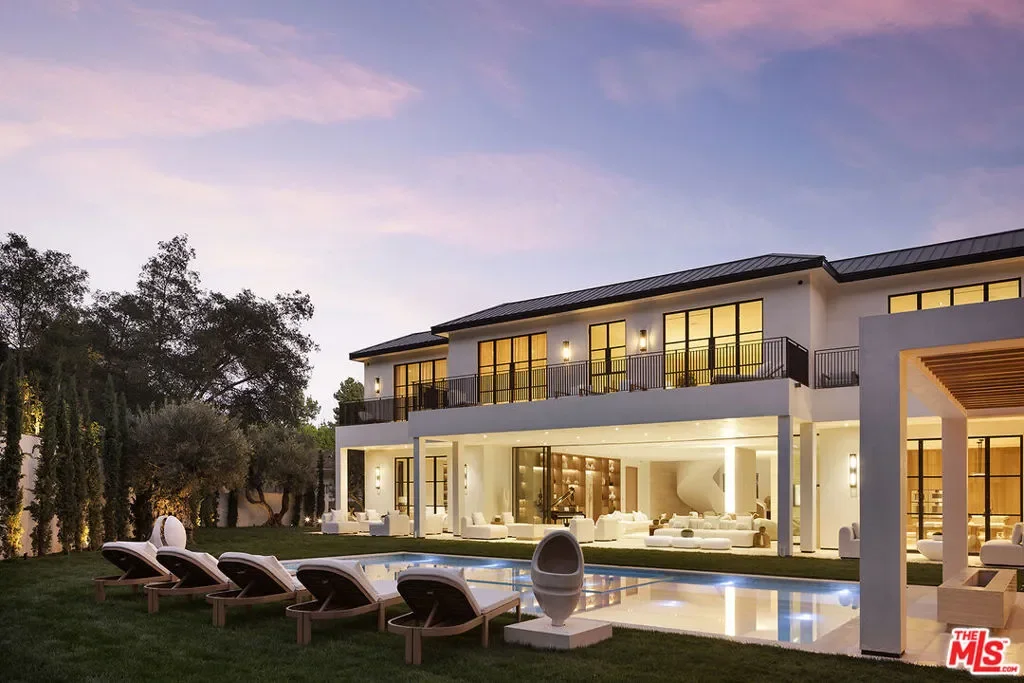 1165 Somera Road, Los Angeles, California, United States. - Photo 38