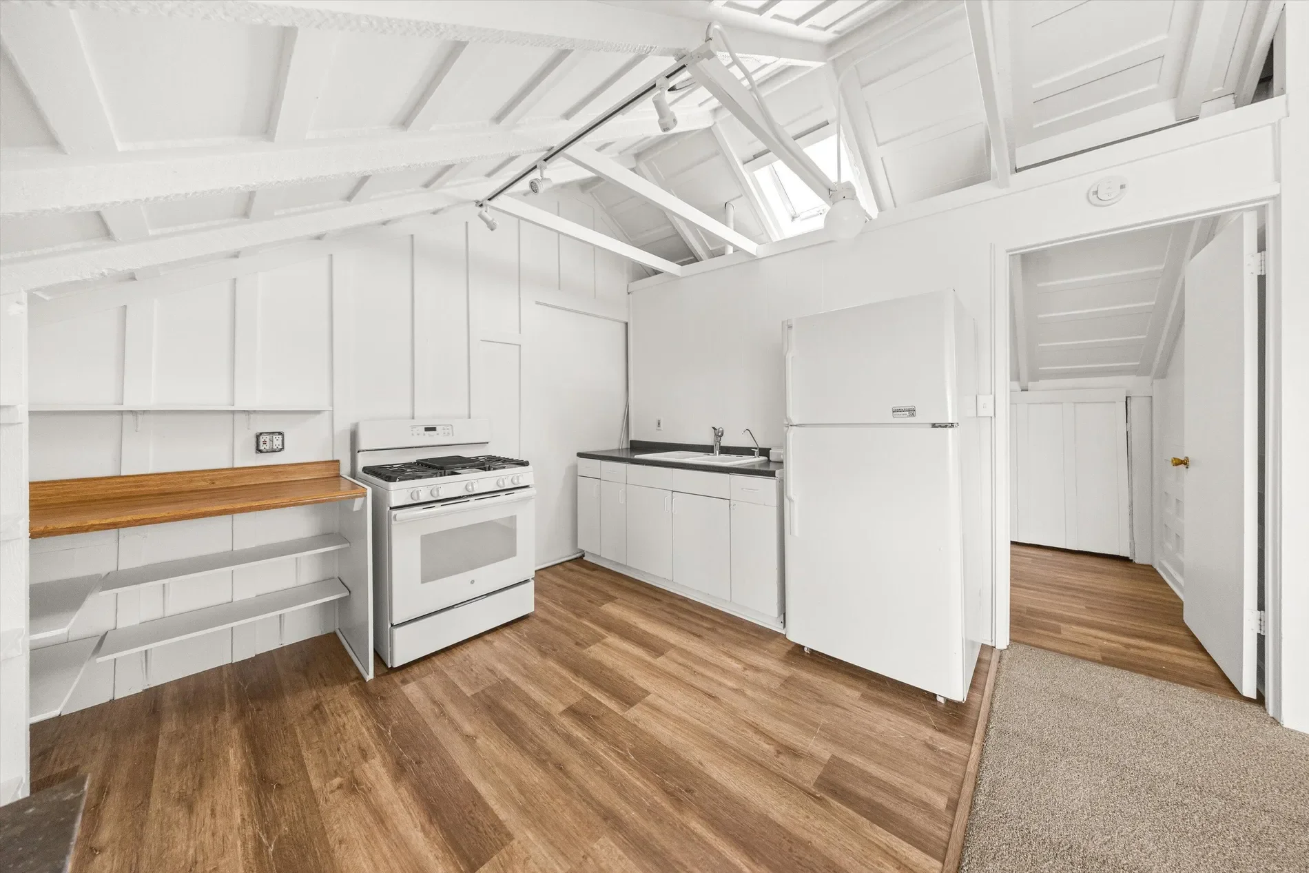 513 E Pedregosa Street, Santa Barbara, California, United States. - Photo 24