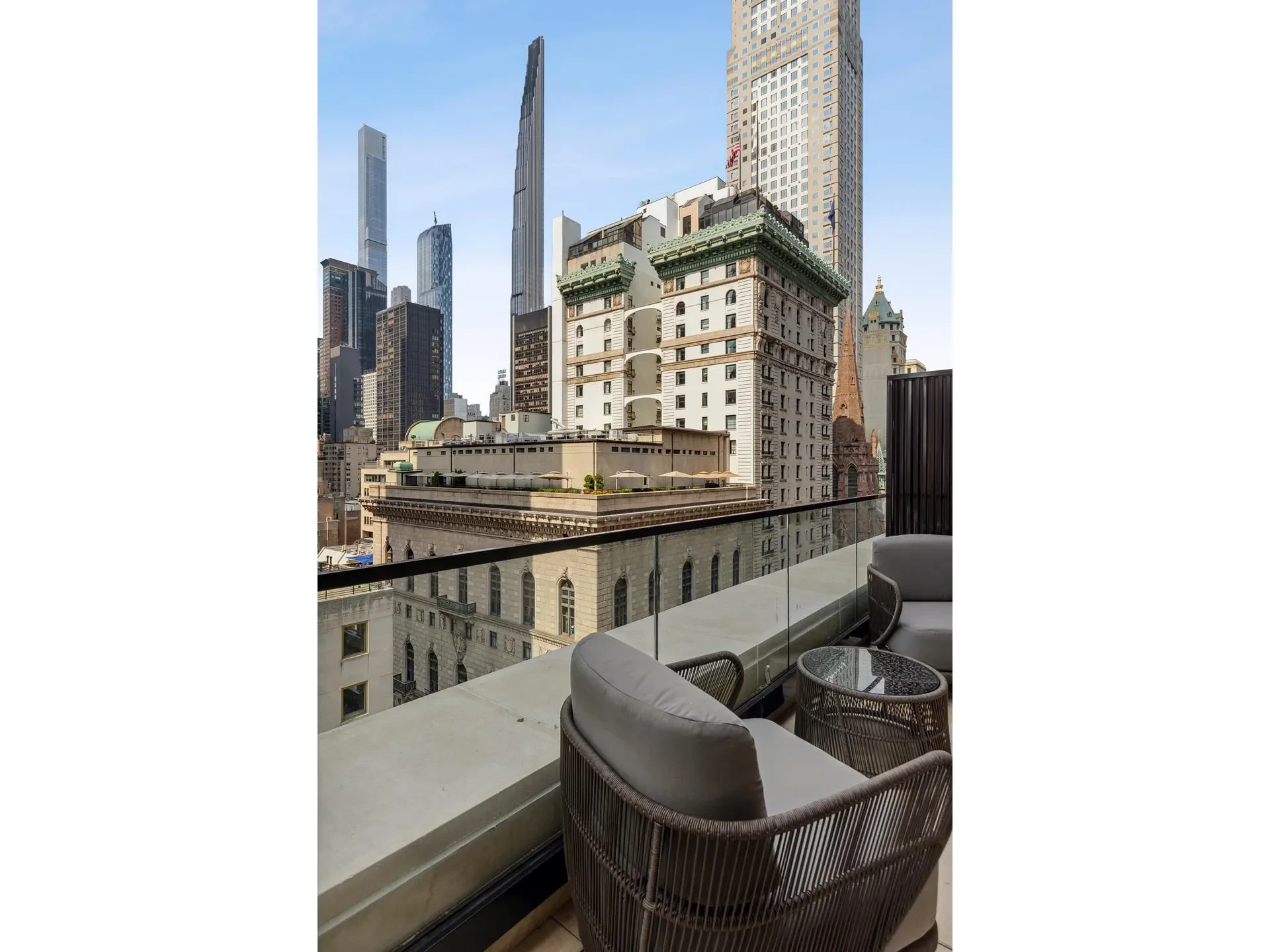 Mandarin Oriental, 685 FIFTH AVE, New York, New York, United States. - Photo 1